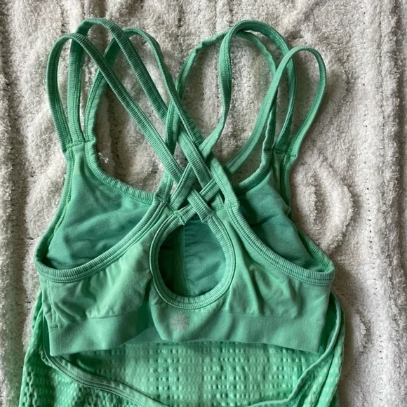 Athleta Mind Over Matter Pixel Tank XS Lily Pad Green Built In Bra Athletic Top - Picture 6 of 13